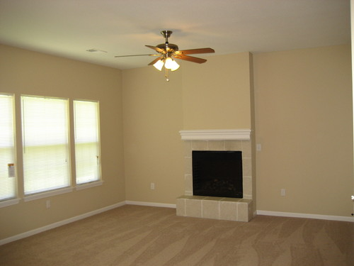 Building Photo - 4930 Breckenridge Ave