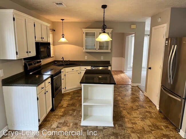 Building Photo - 3 br, 2.5 bath House - 708 Sweetwater Cir