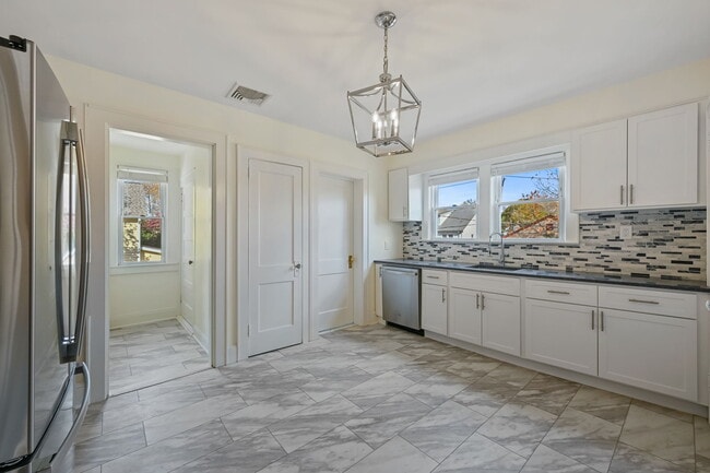 Foto del edificio - 158 Henry St