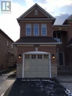 Building Photo - 2460 Felhaber Crescent