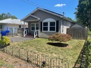 Primary Photo - 521 Jackson Ave