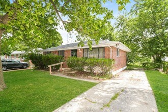 Building Photo - 1225 Senate Dr