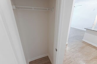 Building Photo - Evolve New Hope Farm