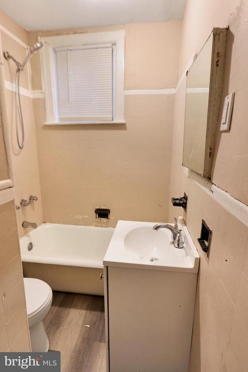 Foto del edificio - 204 W 35th St