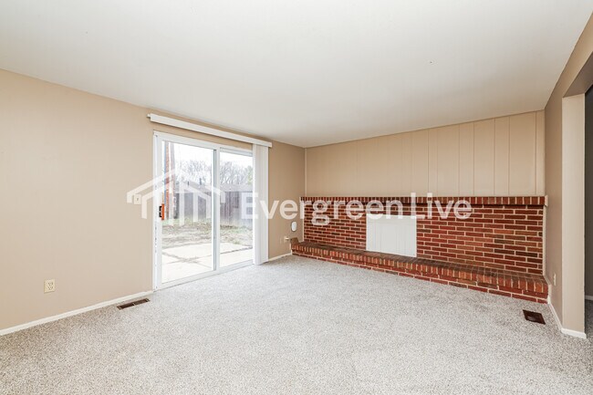 Building Photo - 4418 Procuniar Dr