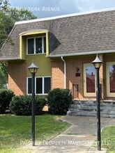 Building Photo - 209 New York Ave