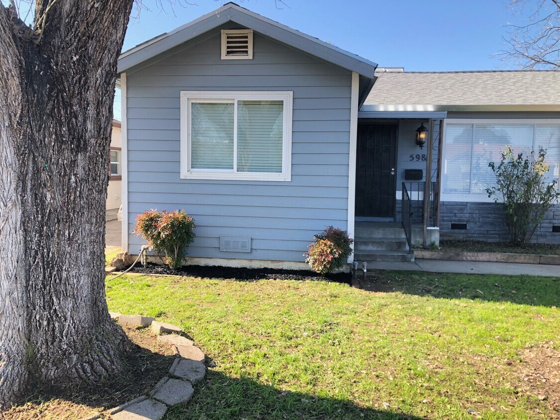 Foto principal - 5988 Sampson Blvd