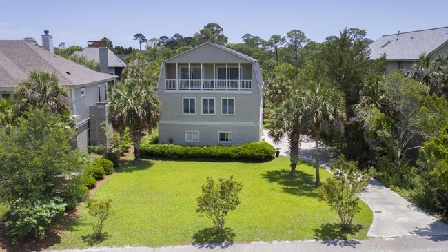 Building Photo - 315 Shadow Race Ln