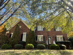 Building Photo - 113 Abbotsbury Ct