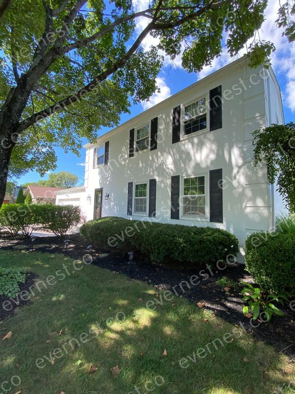 Building Photo - 192 E Schrock Rd