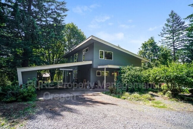 Foto del edificio - 9342 NW Skyline Blvd