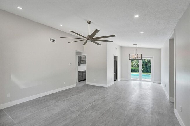 Building Photo - 11627 SW 50th St