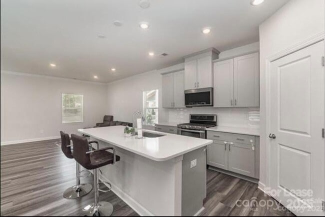 Foto del edificio - 1304 Colgher St