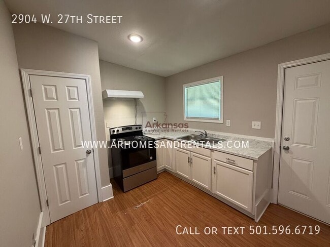 Foto del edificio - 2904 W 27th St