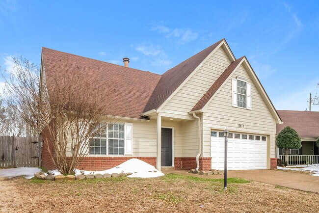 Foto del edificio - 8432 Creek Front Dr