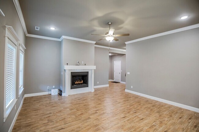 Foto del edificio - ***1025 Kimball Lane***