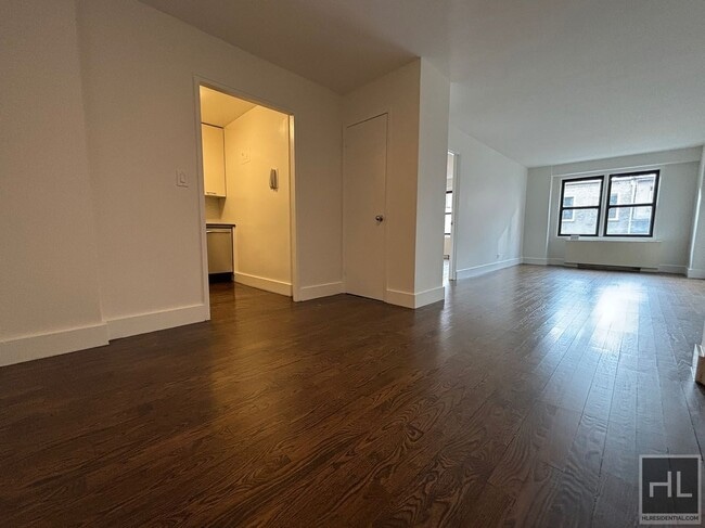 Foto del edificio - EAST 63 STREET