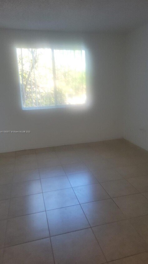 Foto del edificio - 3854 Lyons Rd