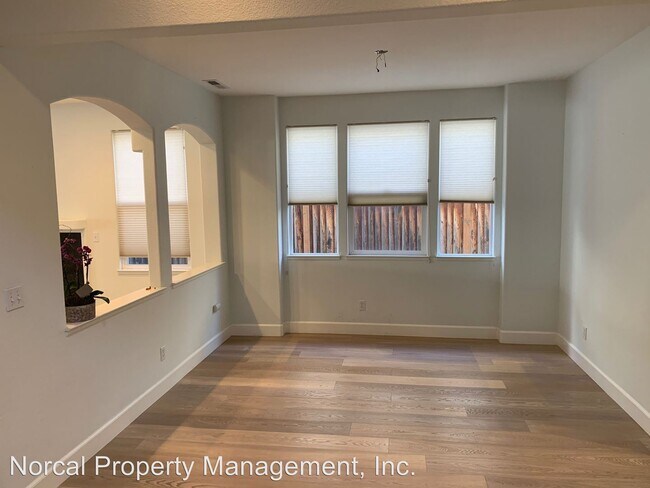 Foto del edificio - 3 br, 3 bath House - 5216 Union Ave