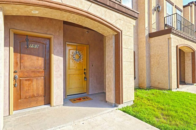 Building Photo - 8216 Casa Verde Rd