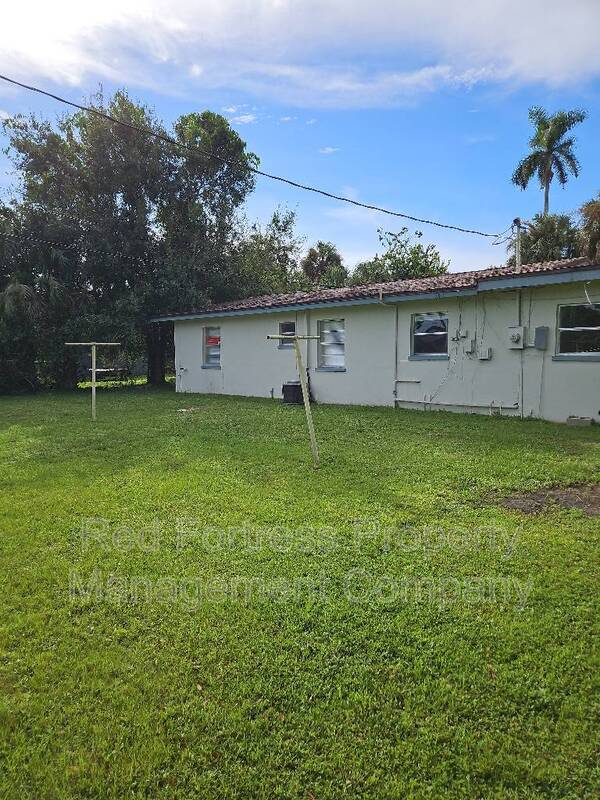 Foto del edificio - 4555 Jersey Rd