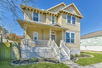 Building Photo - 1815 28th St