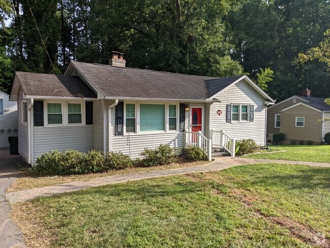Building Photo - 28 Auburn Cir