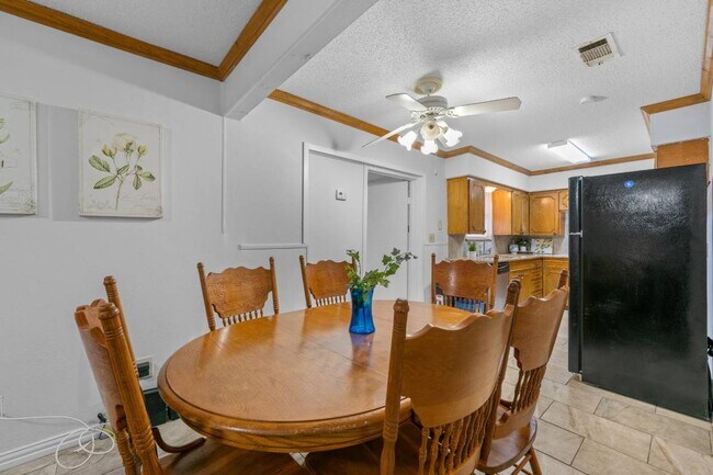 Foto del edificio - 4226 Justice Ln