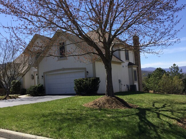 Foto del edificio - 4074 Overlook Trail Dr