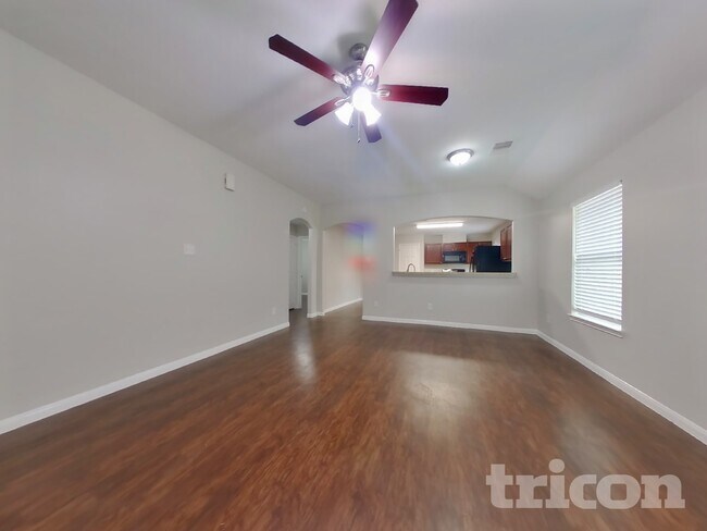 Foto del edificio - 21419 Palma Grove Way