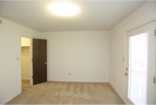 Interior Photo - Stadium Apartments