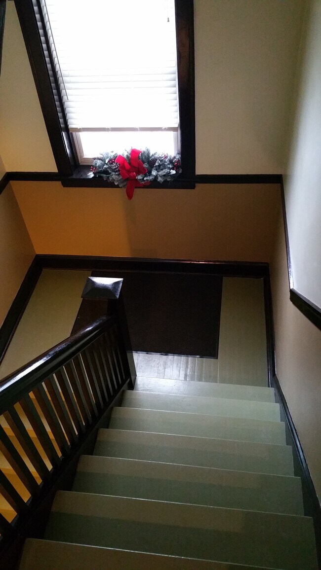 Foto del edificio - 6423 N Claremont Ave