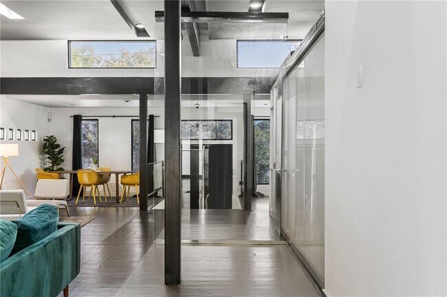 Foto del edificio - 175 Moreland Ave SE