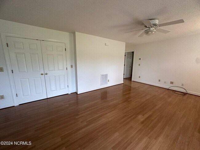 Building Photo - 3818 NC-33