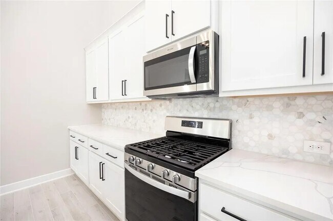 Foto del edificio - 24130 Elkhorn Gln Ln