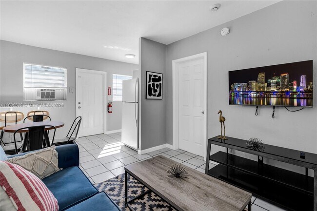 Foto del edificio - 105 SW 5th Ct