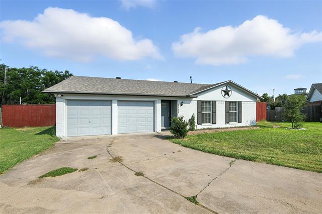 Building Photo - 2109 Jeannette Ct