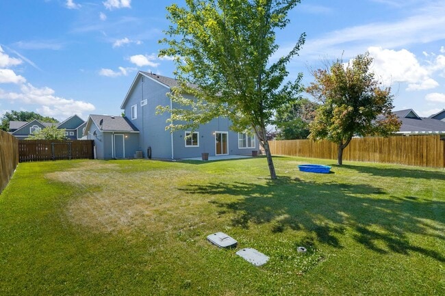 Building Photo - 4bd/2.5ba South Boise Home w/3-Car Garage!