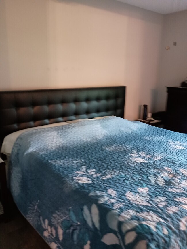 Foto del edificio - 5527 Oriole Ave