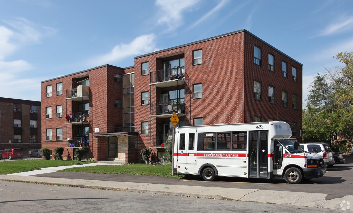 Building Photo - 30 Clearview Hts