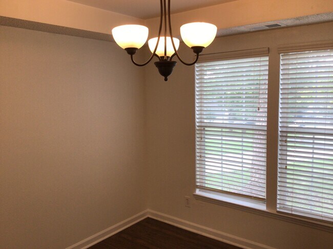 Foto del edificio - 9401 Fetlock Ct