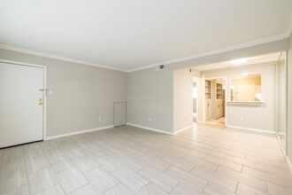 Building Photo - 11604 Arboles Dr