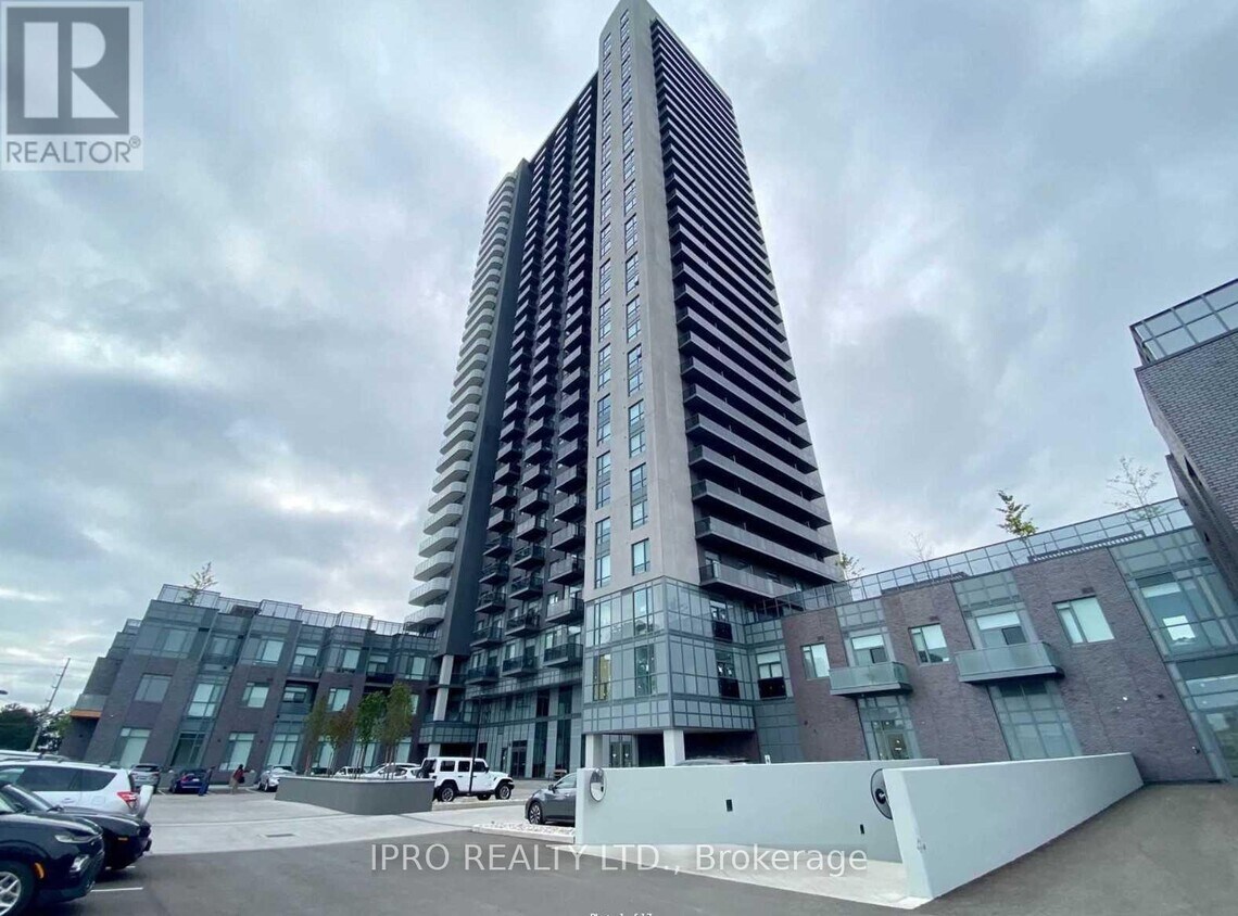 Photo principale - 8-1808 Nahani Way