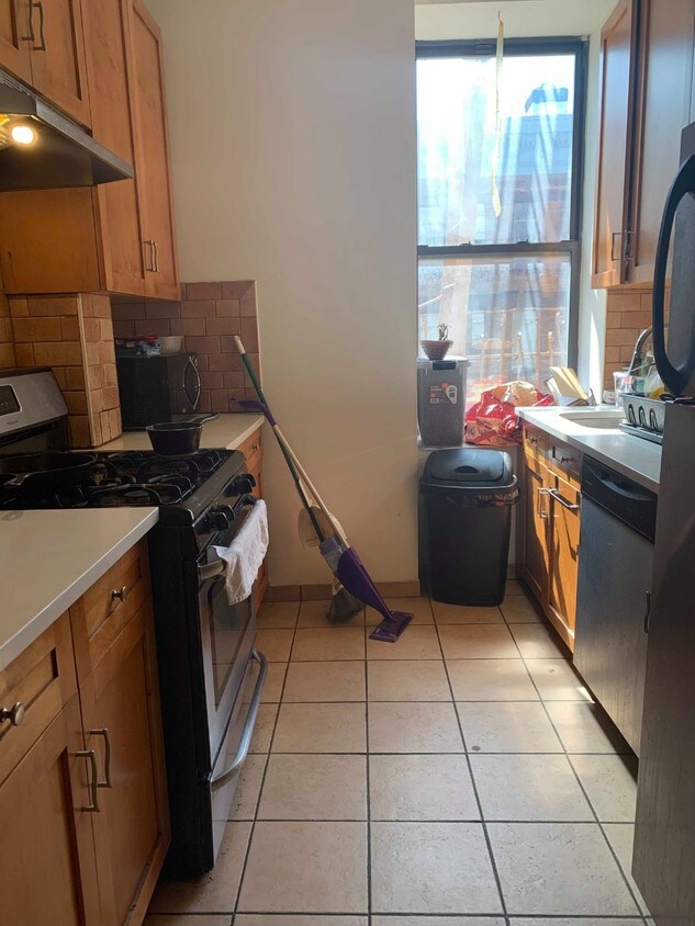 Primary Photo - 101 West 136th Street