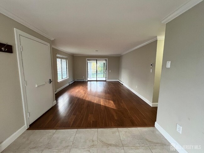 Building Photo - 55A Juniper Plaza