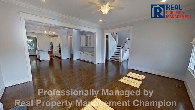 Foto del edificio - Exquisite Executive Home in Autumn Hall