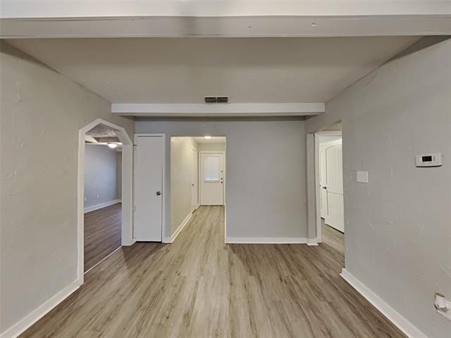 Building Photo - 4125 Shagbark St