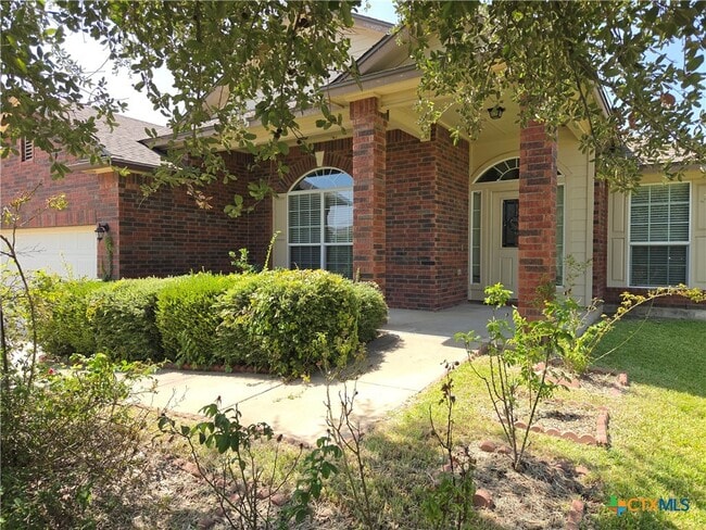 Building Photo - 10025 Birch Tree Dr