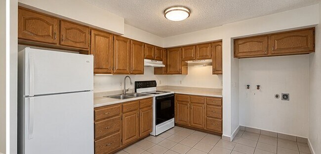 Foto del edificio - 5820 Main Point Blvd