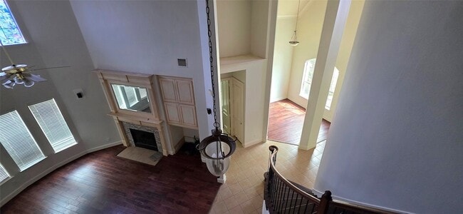 Foto del edificio - 1001 Llano Trce